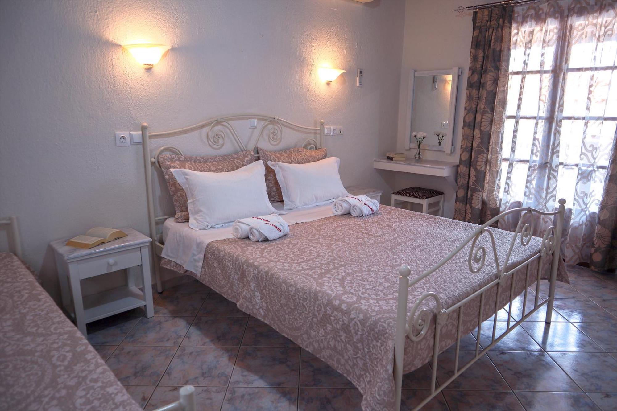 Aparthotel Sossinola à Steni Vala Alonissos Extérieur photo